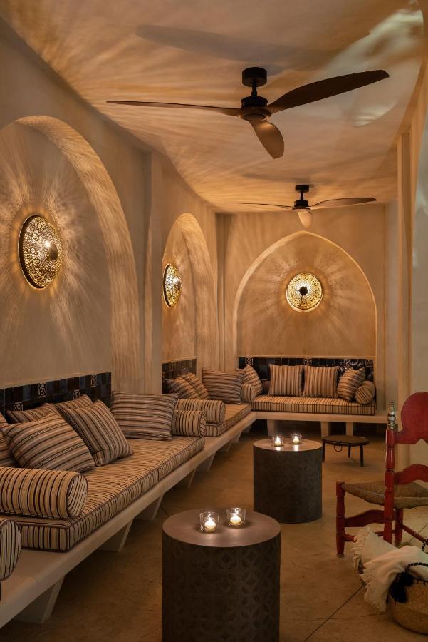 Pajaro Rebelde Bed & Breakfast Sevilla Dış mekan fotoğraf