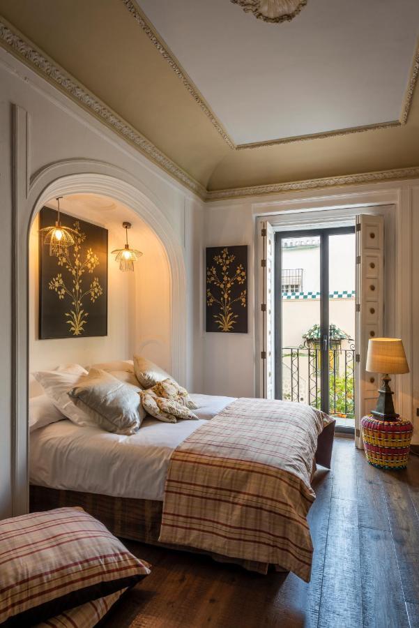 Pajaro Rebelde Bed & Breakfast Sevilla Dış mekan fotoğraf