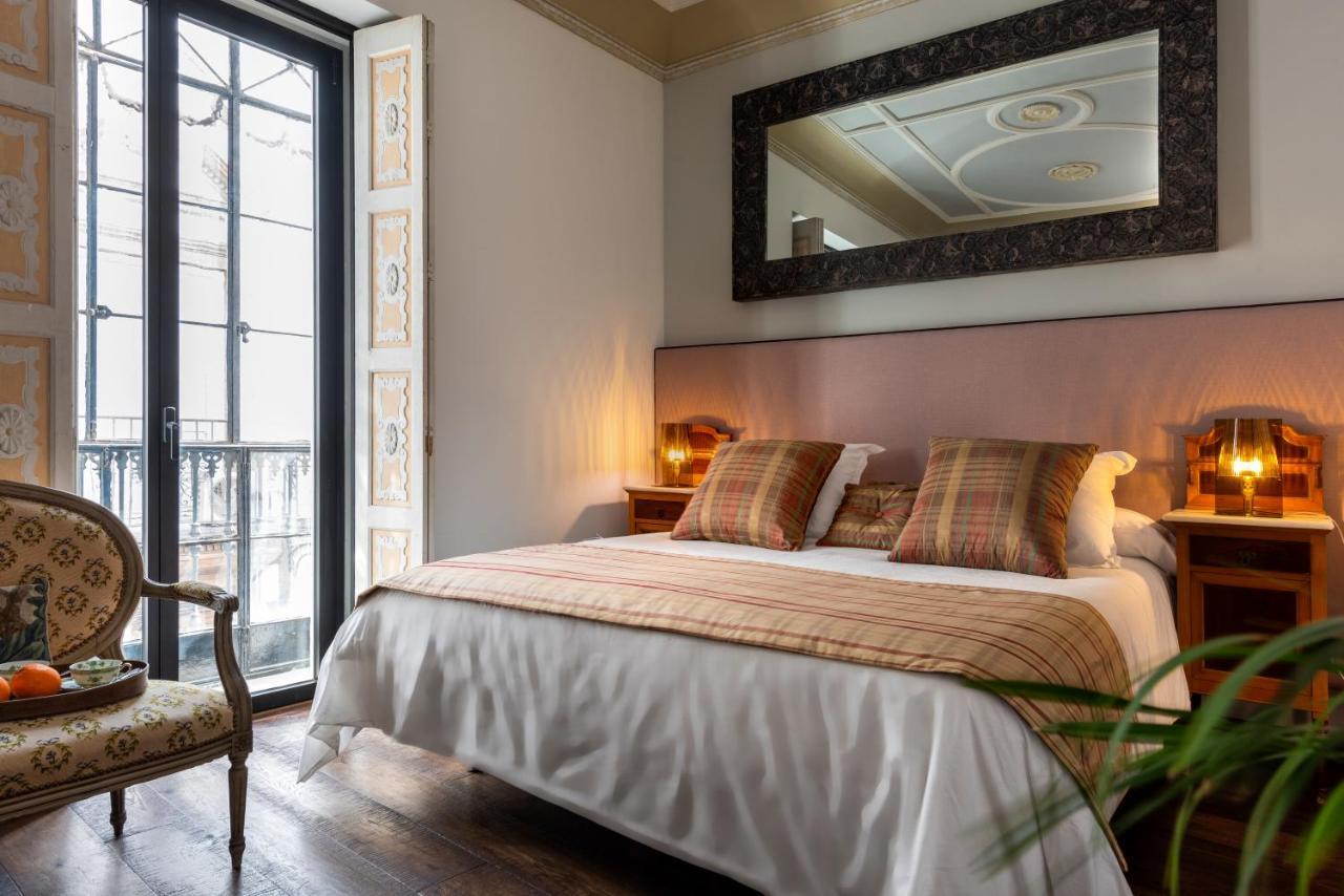 Pajaro Rebelde Bed & Breakfast Sevilla Dış mekan fotoğraf