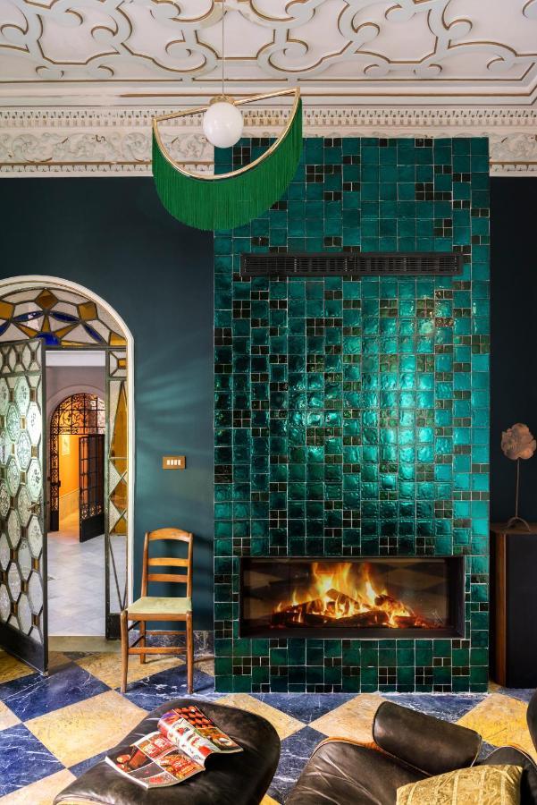 Pajaro Rebelde Bed & Breakfast Sevilla Dış mekan fotoğraf