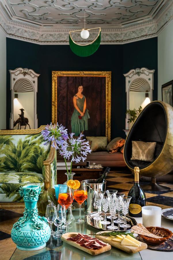 Pajaro Rebelde Bed & Breakfast Sevilla Dış mekan fotoğraf